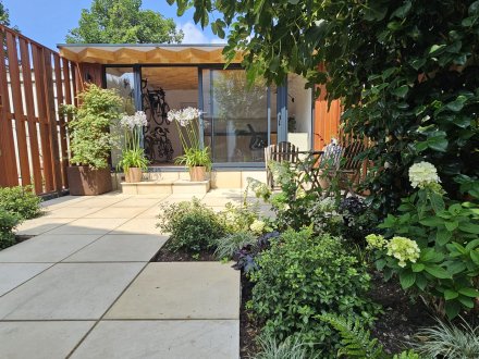 out building builders london 7